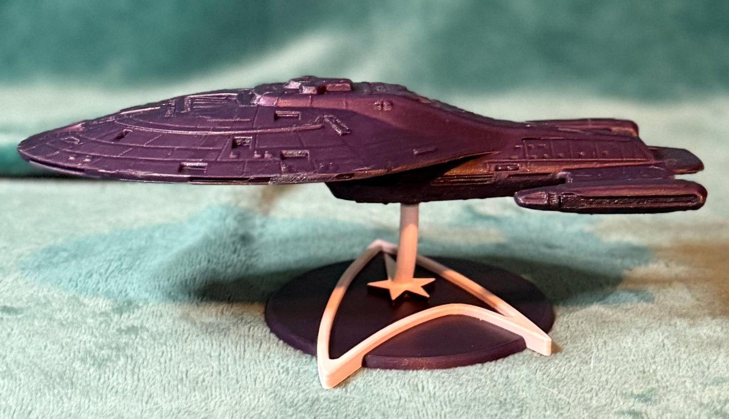 Return to the Alpha Quadrant! ✨ 3D Printed USS Voyager NCC-74656