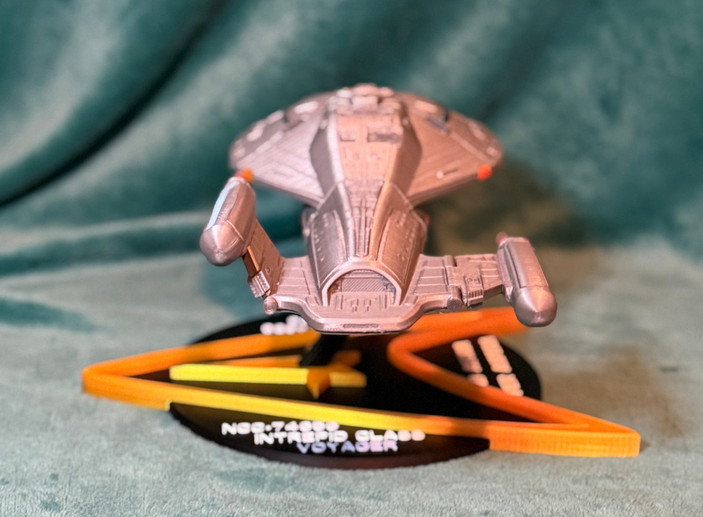 Return to the Alpha Quadrant! ✨ 3D Printed USS Voyager NCC-74656