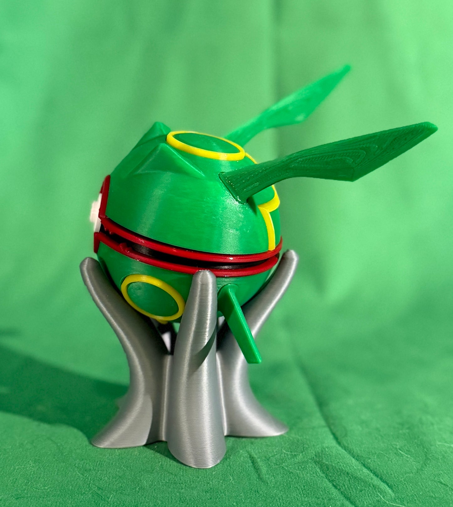 Soar to new heights with the legendary Rayquaza PokéMorph!