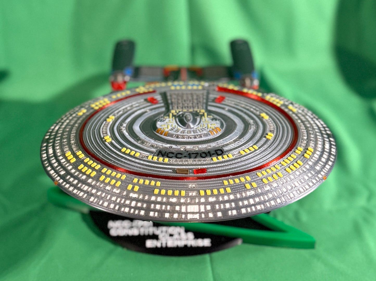 Engage the Galaxy! ✨ 3D Printed USS Enterprise-D (NCC-1701-D)