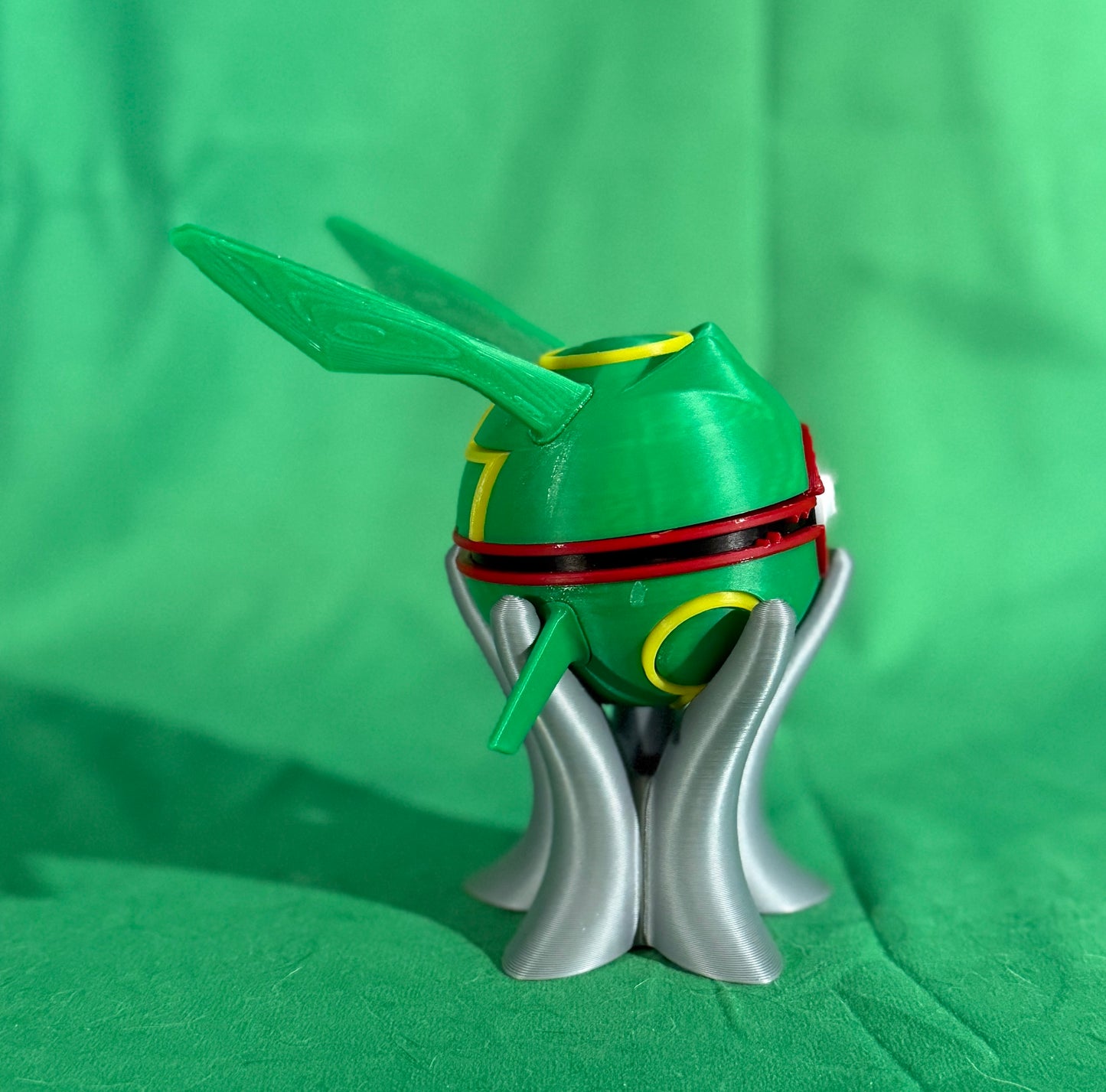 Soar to new heights with the legendary Rayquaza PokéMorph!