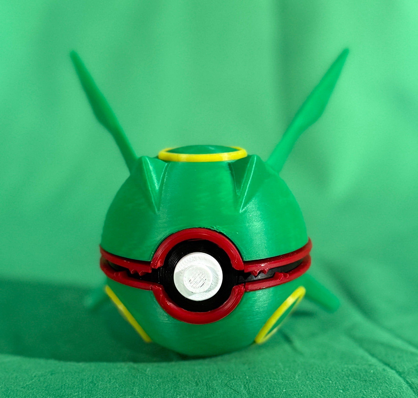 Soar to new heights with the legendary Rayquaza PokéMorph!