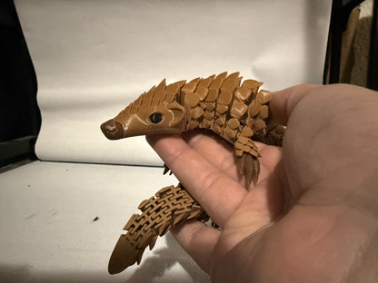 Flexi Pangolin