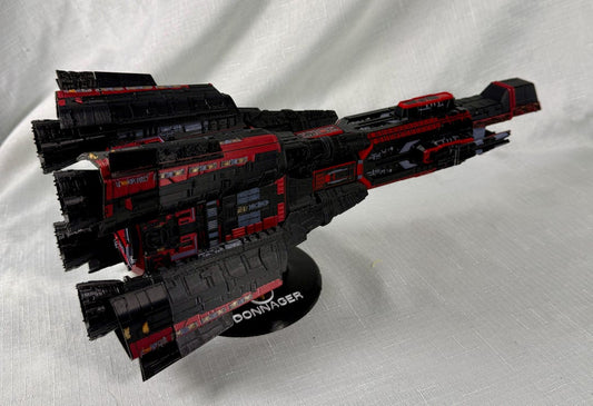 Sci Fi Warship Model, Black and Red Battlecruiser